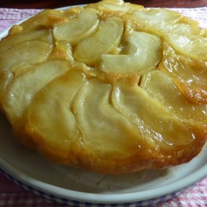 りんごのタルトタタン風ケーキ